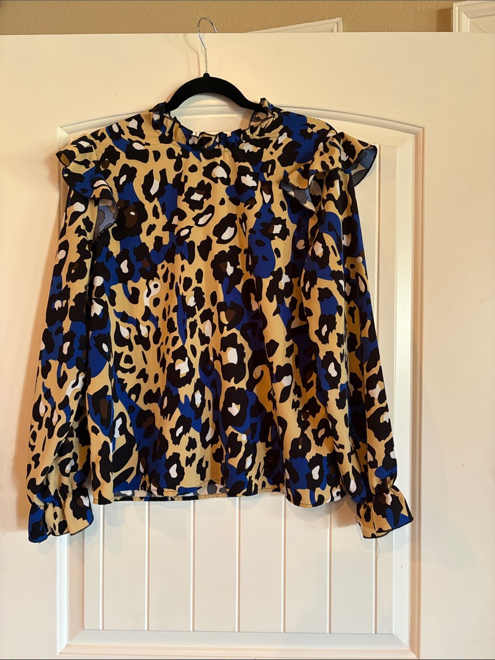 SHEIN Blue Tan and Black Leopard Ruffle Sleeve Blouse